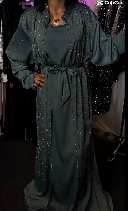 Elegante Abaya mit Strass-Verzierungen & passendem Unterkleid – Petrolgrün
